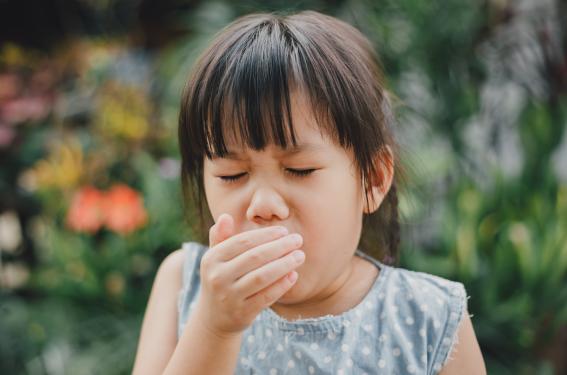 Traitement de la toux aiguë chez l'enfant - Que dit la science ?
